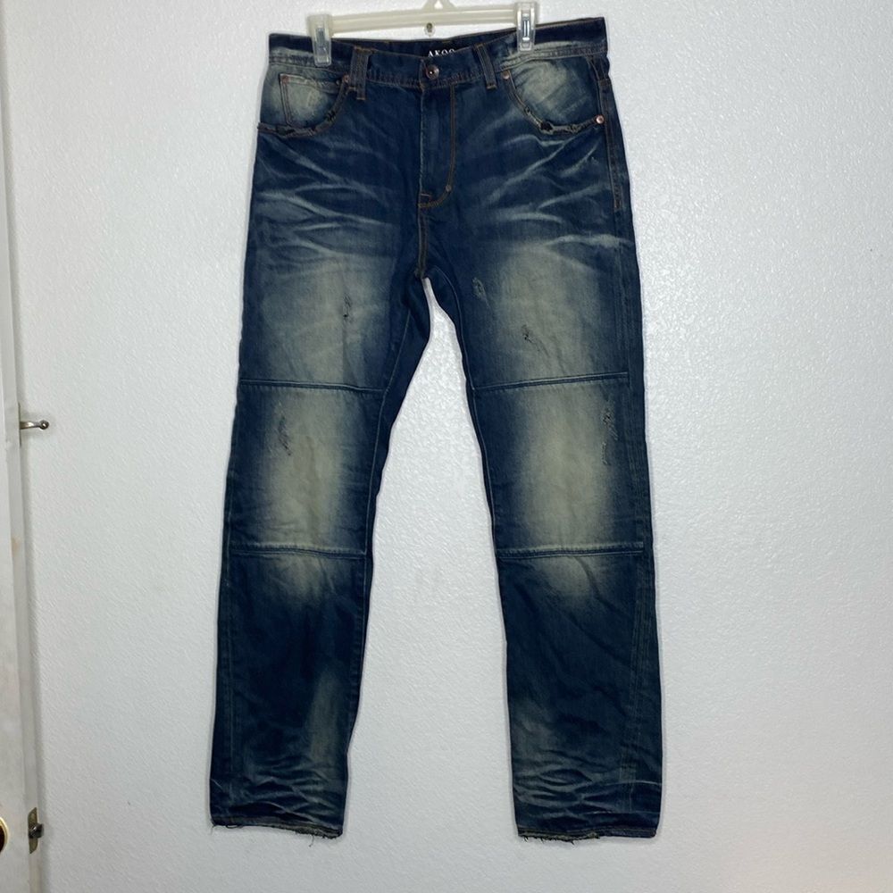 AKOO Men’s No Rivals Distressed Style Jeans Size 36 x 32